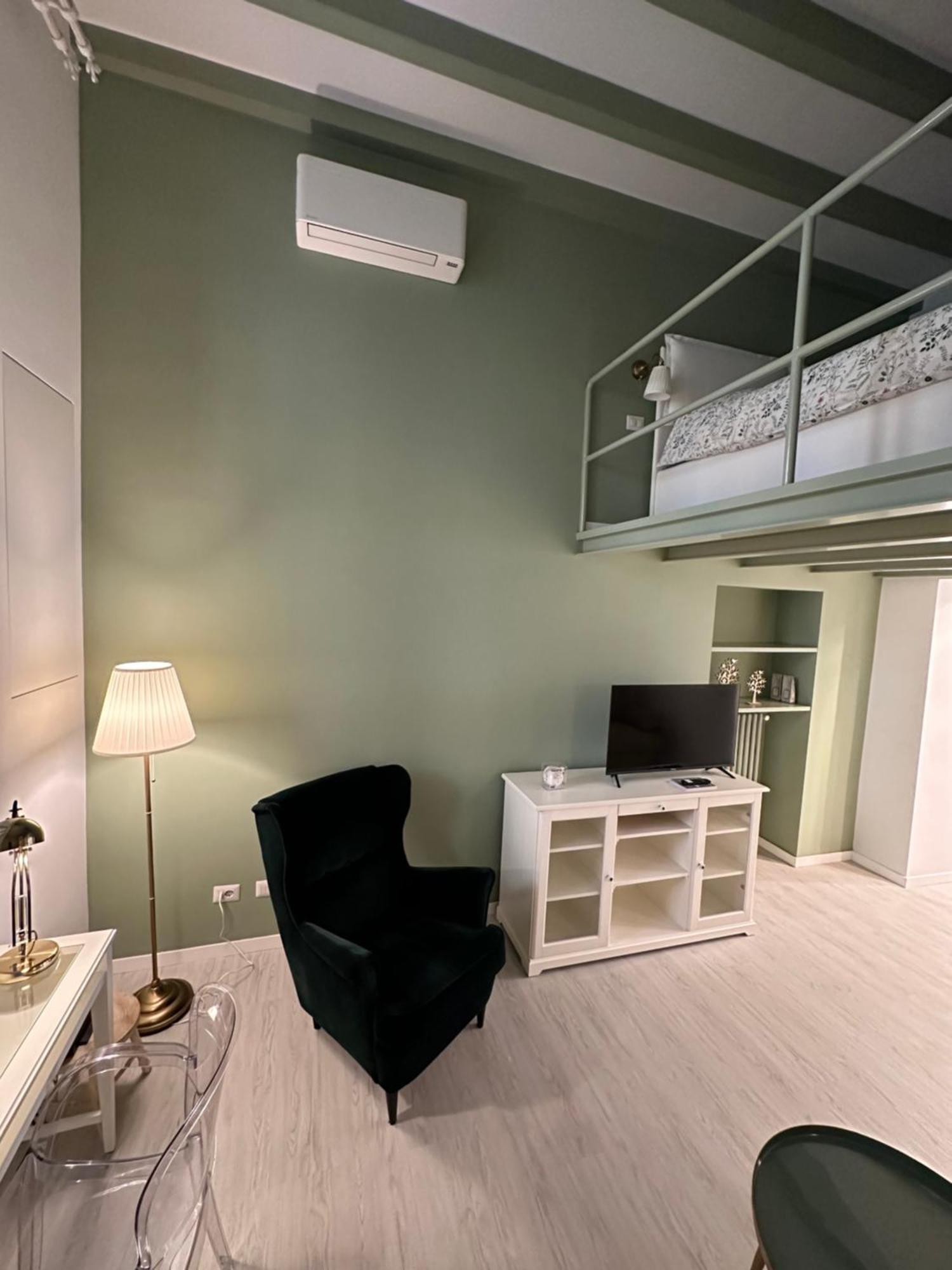 Flowers, A Cozy Suite In Milano Dış mekan fotoğraf