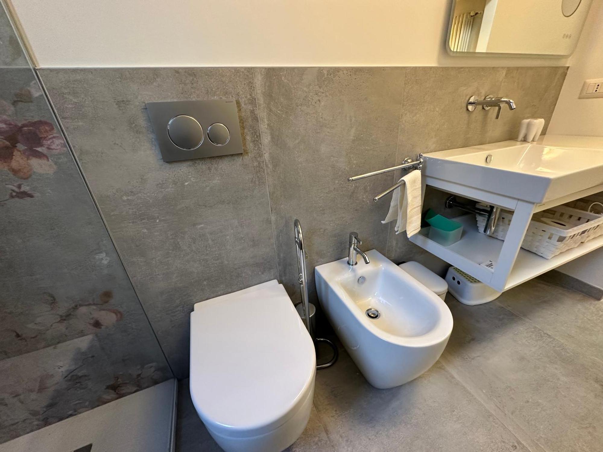 Flowers, A Cozy Suite In Milano Dış mekan fotoğraf