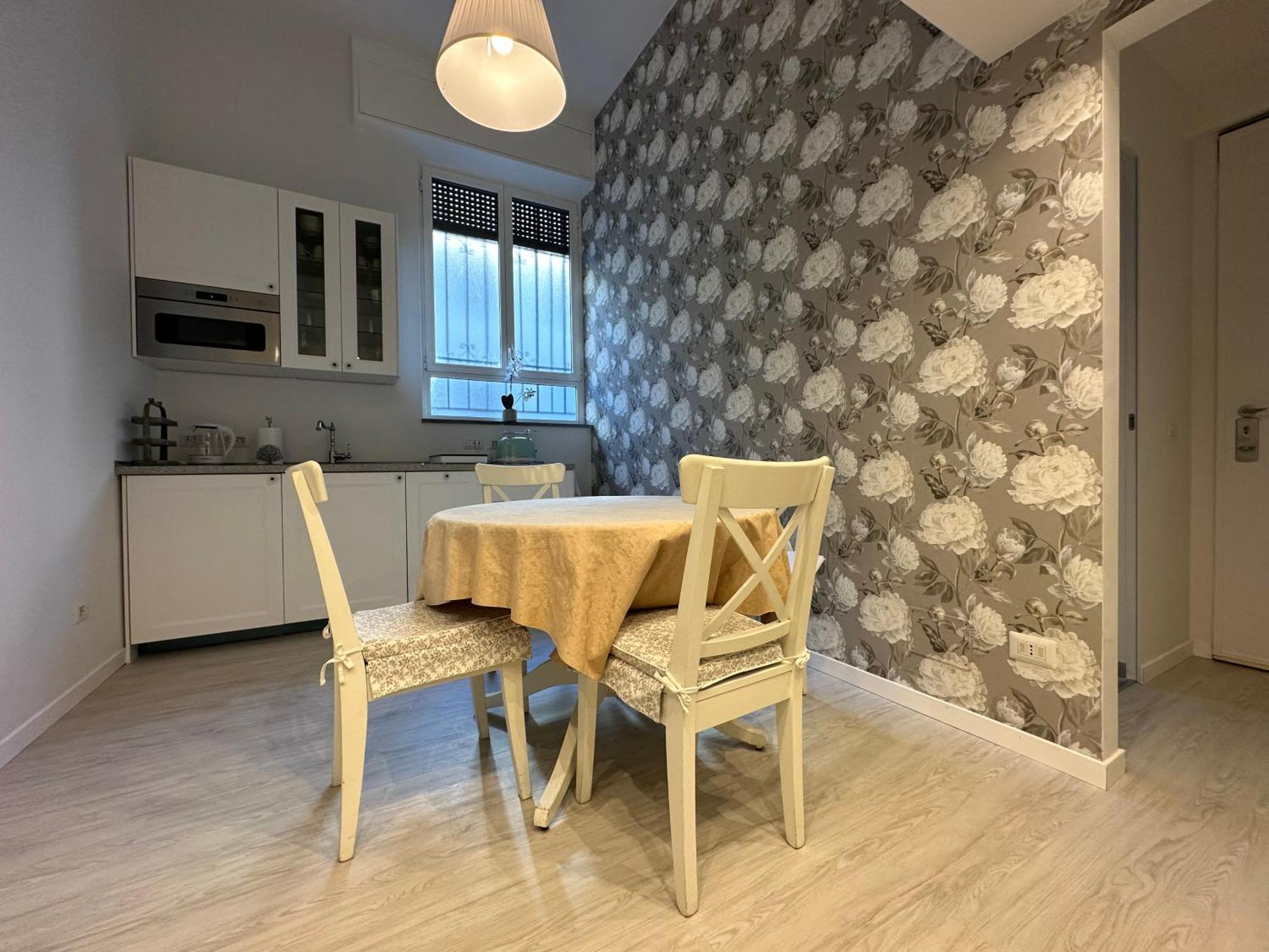 Flowers, A Cozy Suite In Milano Dış mekan fotoğraf