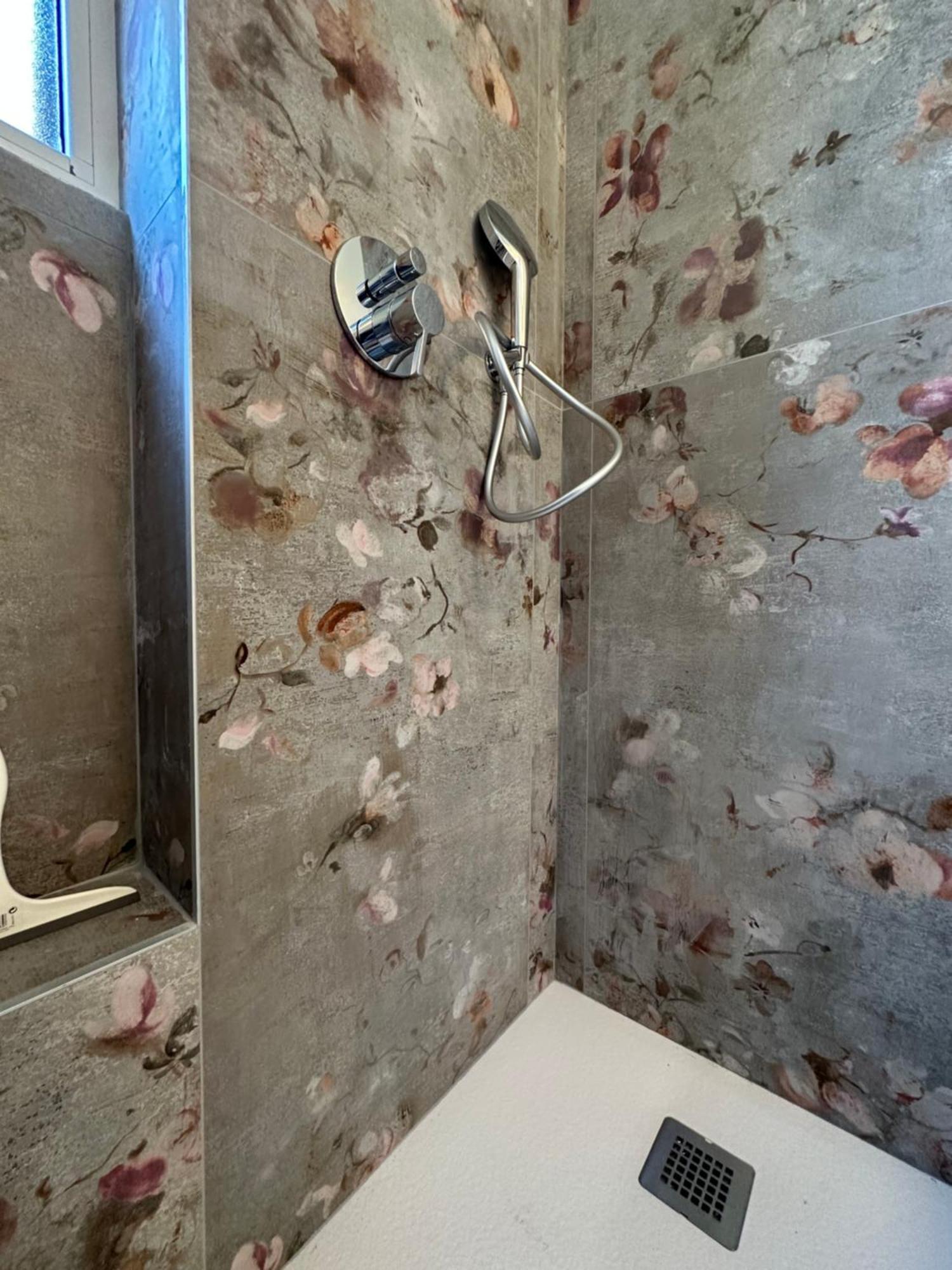 Flowers, A Cozy Suite In Milano Dış mekan fotoğraf